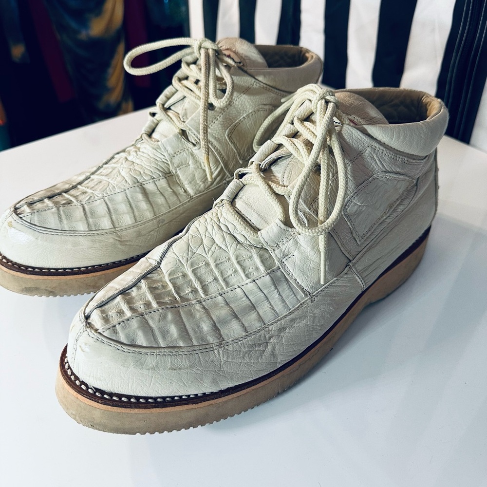Los Altos Boots Exotic Footwear RARE Alligator Leather hi-top Sneakers